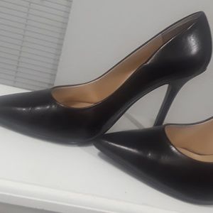 Black Guess heels